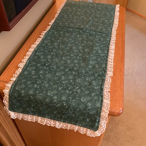 Buffet Scarf Table Runner Reversible Patterns Wine Bottles, Grapes & Leaves - Picture 11 of 16